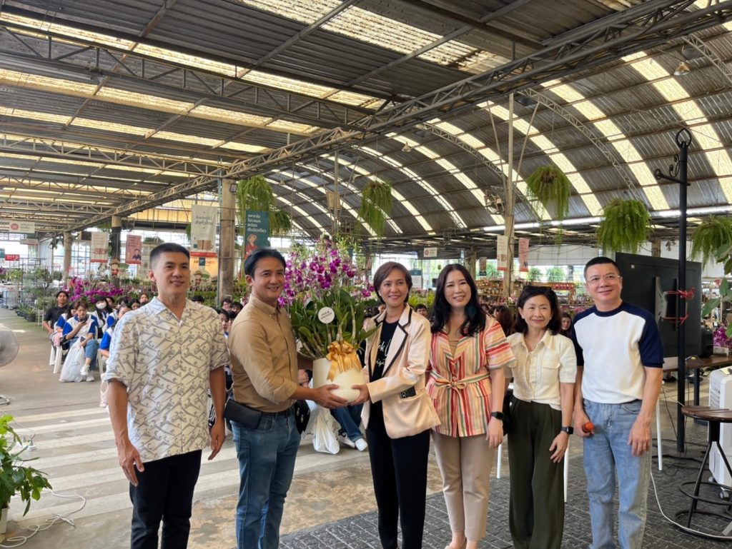Dek Logistics ศึกษาดูงาน ณ สวนกล้วยไม้ แอร์ออร์คิดส์ 1