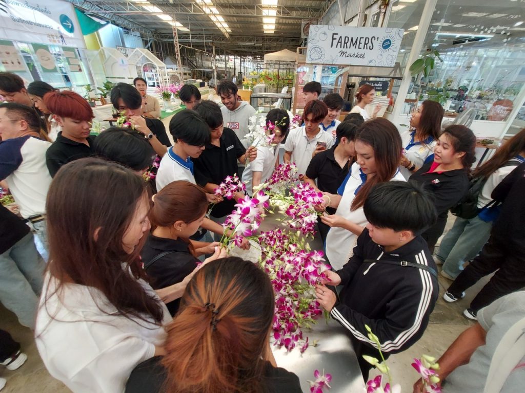 Dek Logistics ศึกษาดูงาน ณ สวนกล้วยไม้ แอร์ออร์คิดส์ 27