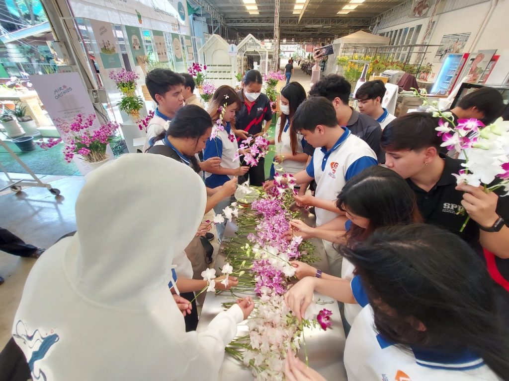 Dek Logistics ศึกษาดูงาน ณ สวนกล้วยไม้ แอร์ออร์คิดส์ 28