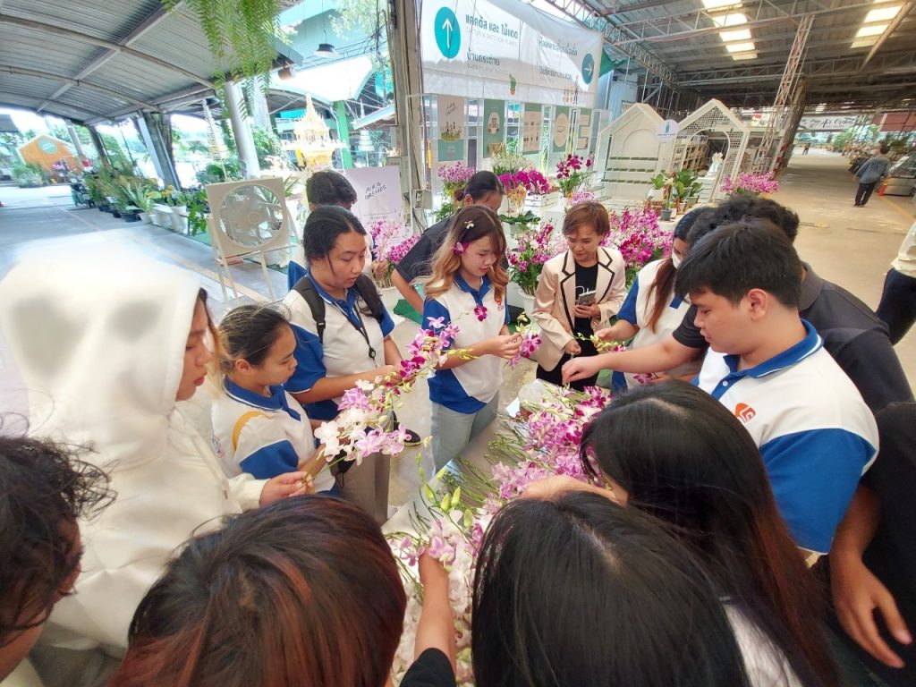 Dek Logistics ศึกษาดูงาน ณ สวนกล้วยไม้ แอร์ออร์คิดส์ 31