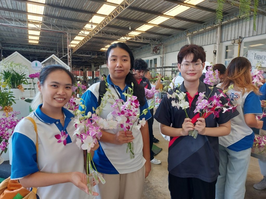 Dek Logistics ศึกษาดูงาน ณ สวนกล้วยไม้ แอร์ออร์คิดส์ 34