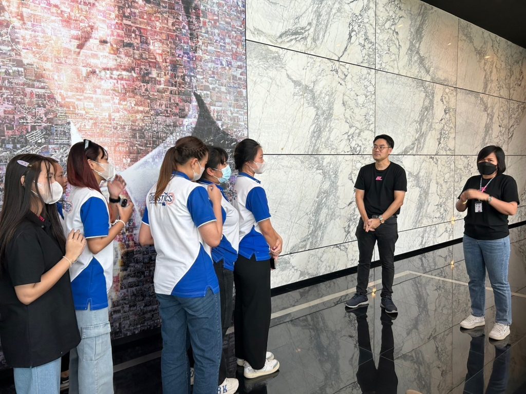 Dek Logistics ศึกษาดูงาน Betterland Distribution Center 7