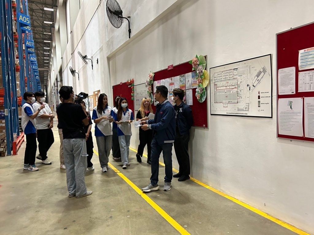 Dek Logistics ศึกษาดูงาน Betterland Distribution Center 8