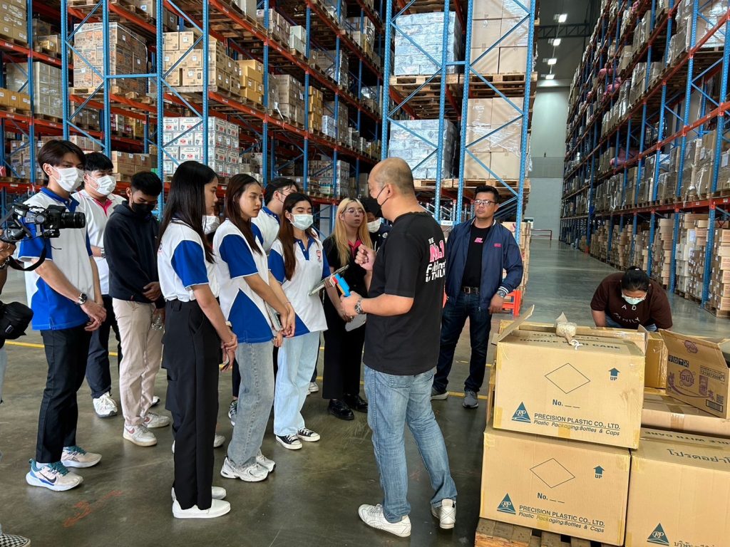Dek Logistics ศึกษาดูงาน Betterland Distribution Center 17