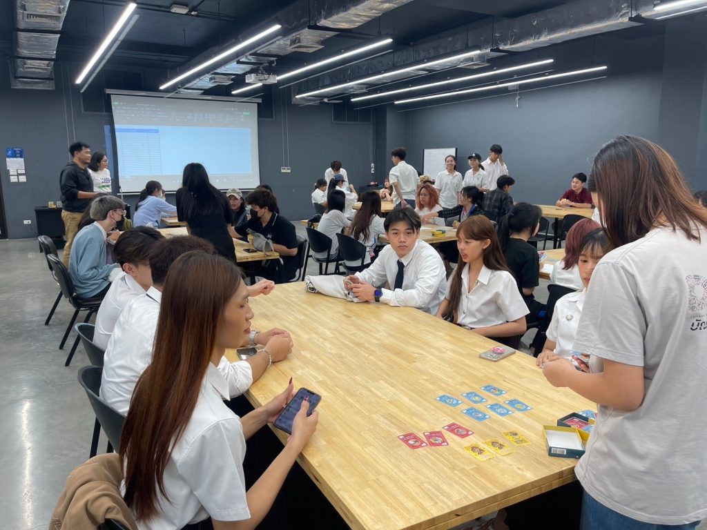 Dek Logistics คว้ารางวัลการแข่งขันการเล่นเกม Board Game 2