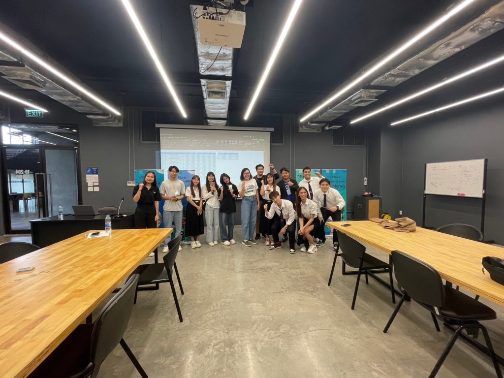 Dek Logistics คว้ารางวัลการแข่งขันการเล่นเกม Board Game 8