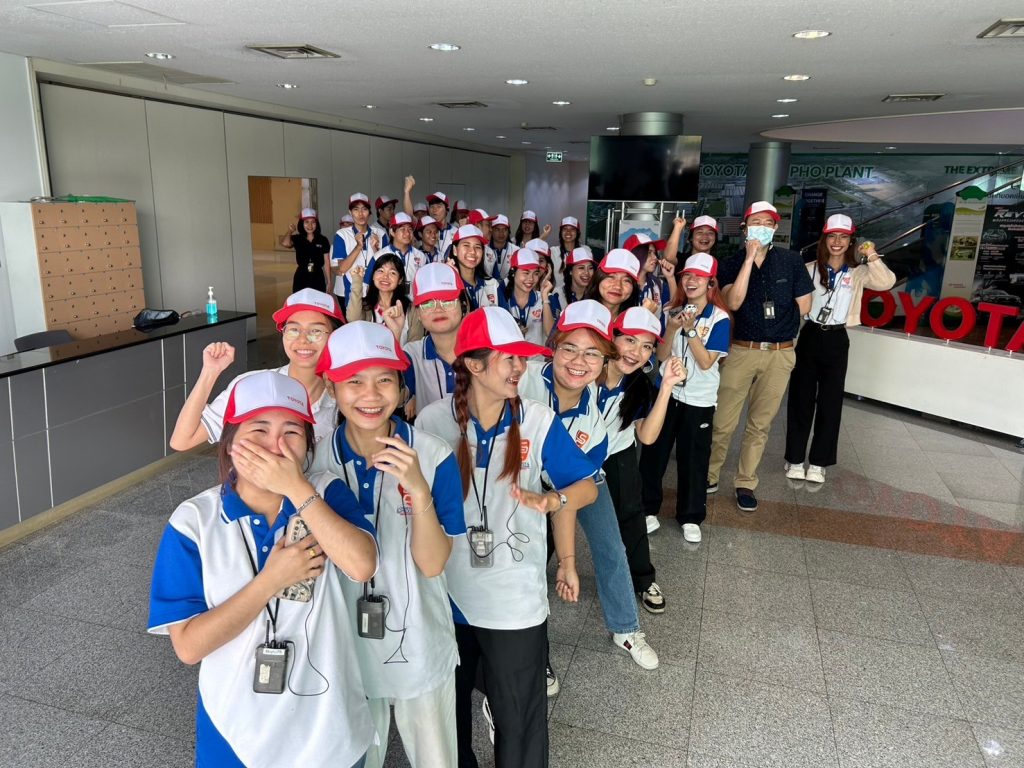 Dek Logistics เรียนรู้นอกห้องเรียน โรงงานประกอบรถยนต์โตโยต้า (บ้านโพธิ์) 8