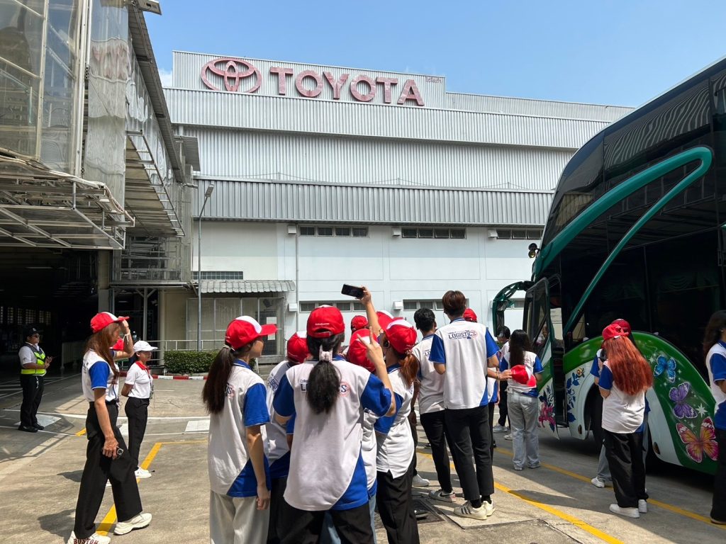 Dek Logistics เรียนรู้นอกห้องเรียน โรงงานประกอบรถยนต์โตโยต้า (บ้านโพธิ์) 10