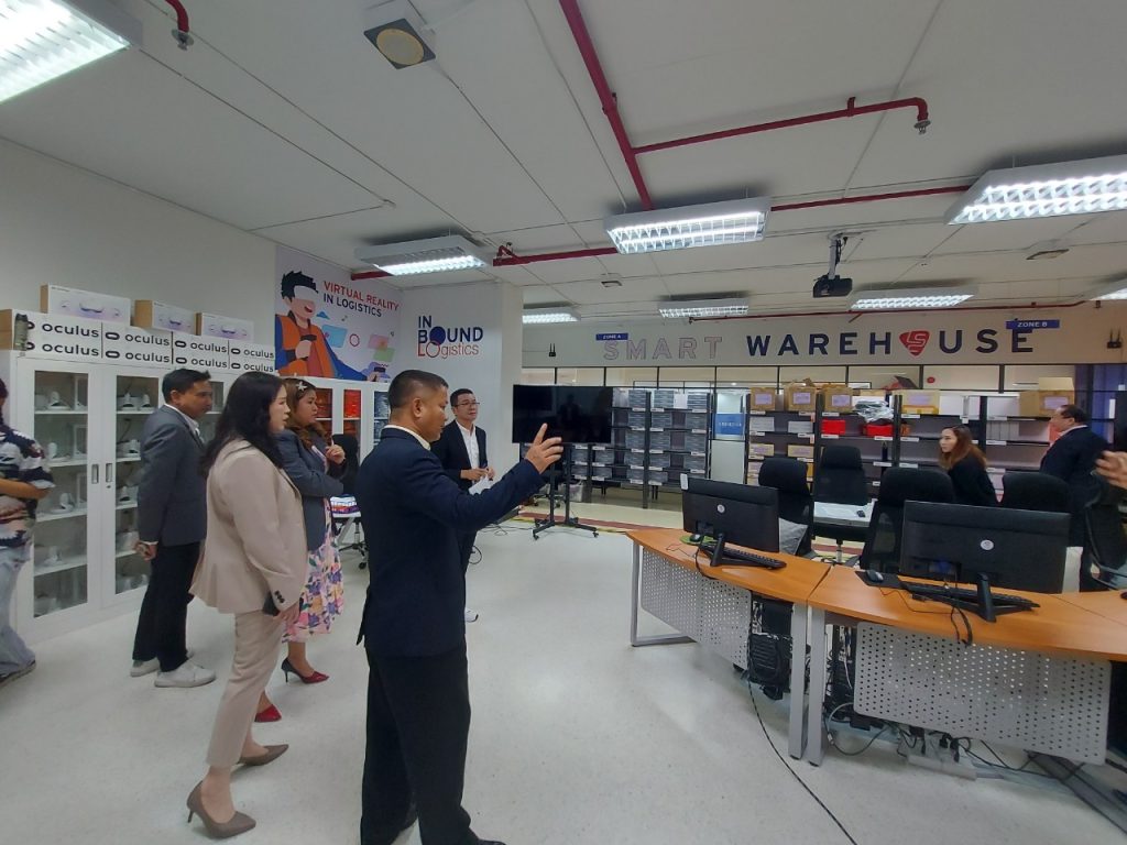 Logistics SPU รับการตรวจประเมินองค์กรที่ทำหน้าที่ให้บริการฝึกอบรม 92