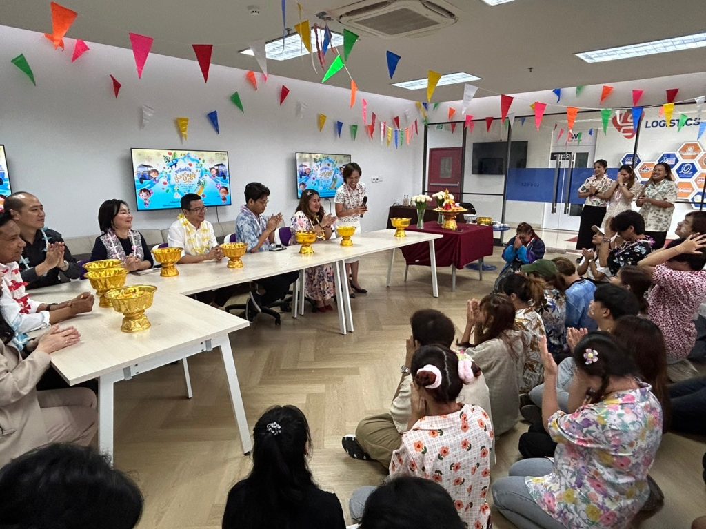 Logistics SPU สืบสานประเพณีวัฒนธรรม 12