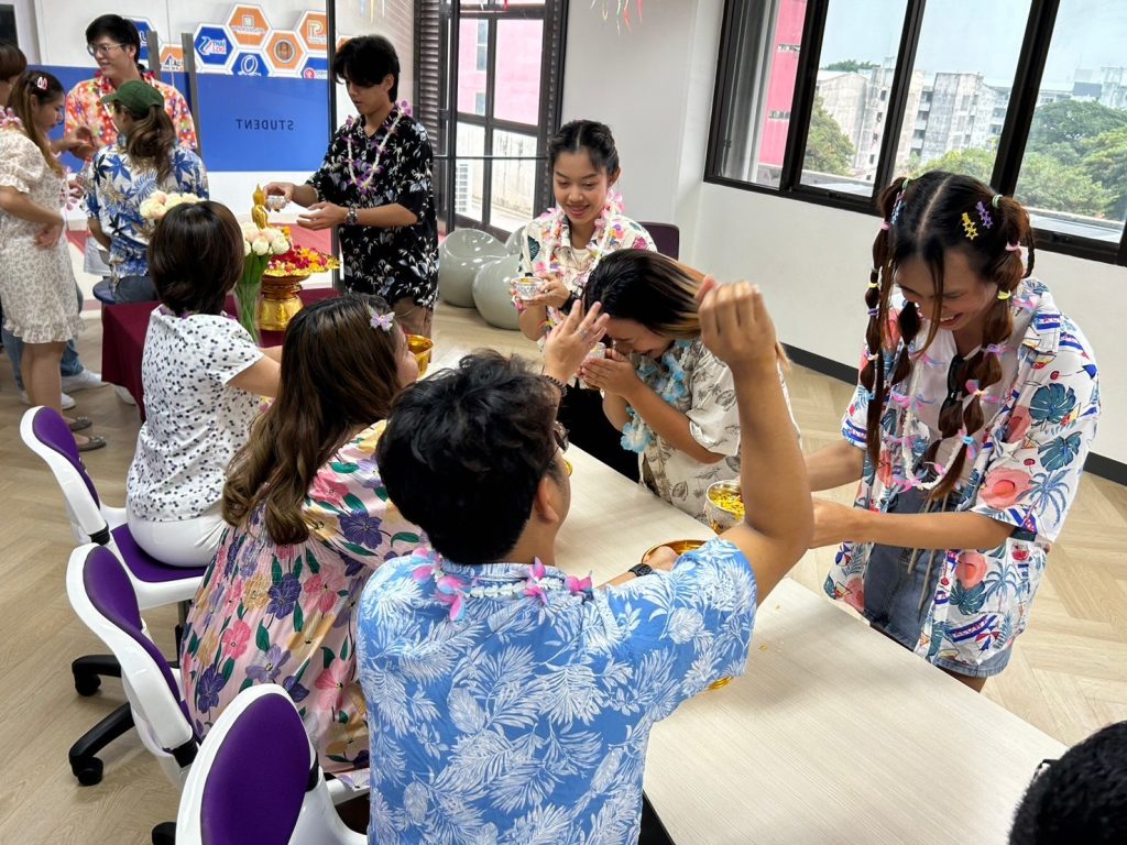 Logistics SPU สืบสานประเพณีวัฒนธรรม 20