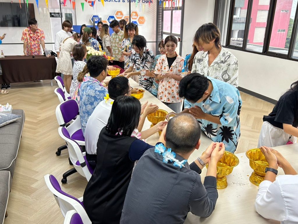 Logistics SPU สืบสานประเพณีวัฒนธรรม 25