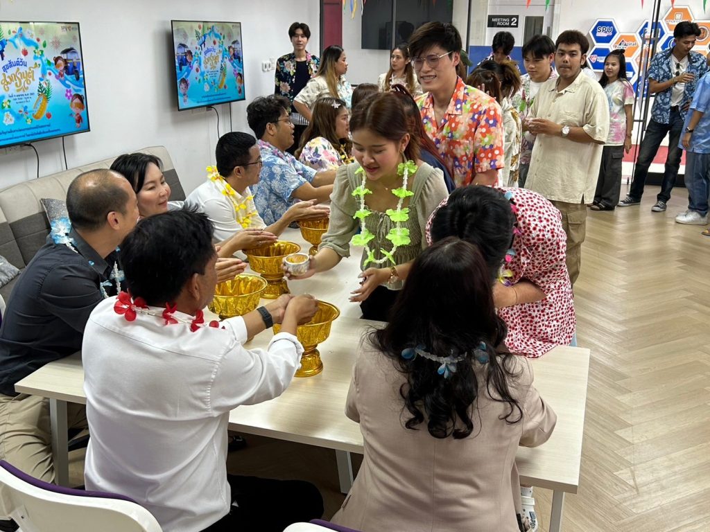 Logistics SPU สืบสานประเพณีวัฒนธรรม 3