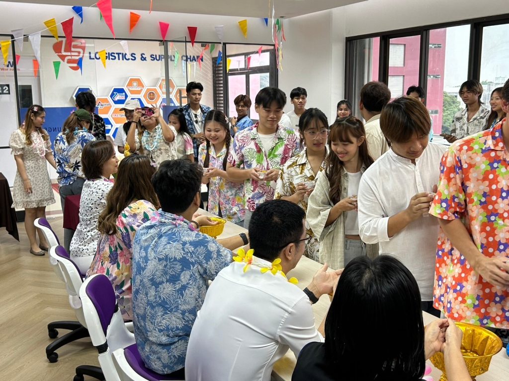 Logistics SPU สืบสานประเพณีวัฒนธรรม 4