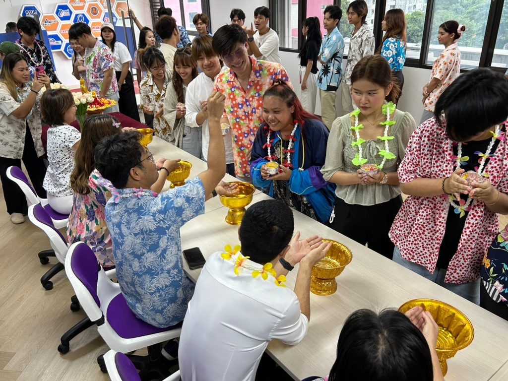 Logistics SPU สืบสานประเพณีวัฒนธรรม 44