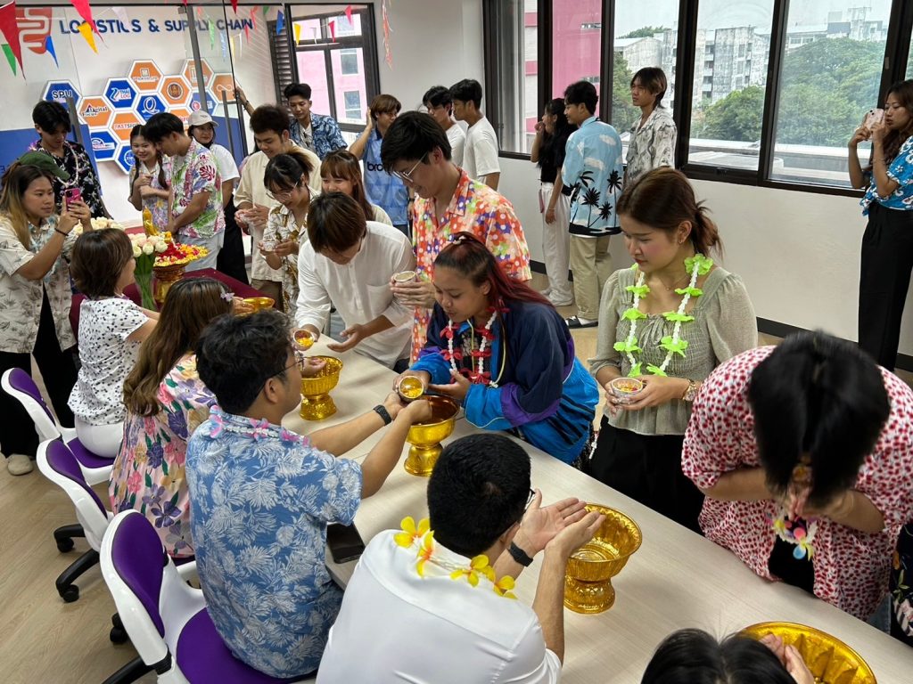 Logistics SPU สืบสานประเพณีวัฒนธรรม 46