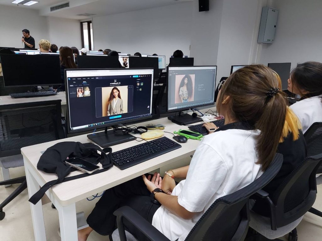 การประยุกต์ใช้ AI Linked in & Google Site เพื่อพัฒนา E-Portfolio และ Website ส่วนบุคคล รุ่น 2 1