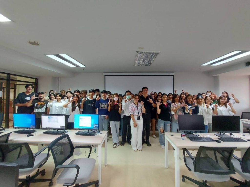 การประยุกต์ใช้ AI Linked in & Google Site เพื่อพัฒนา E-Portfolio และ Website ส่วนบุคคล รุ่น 2 6