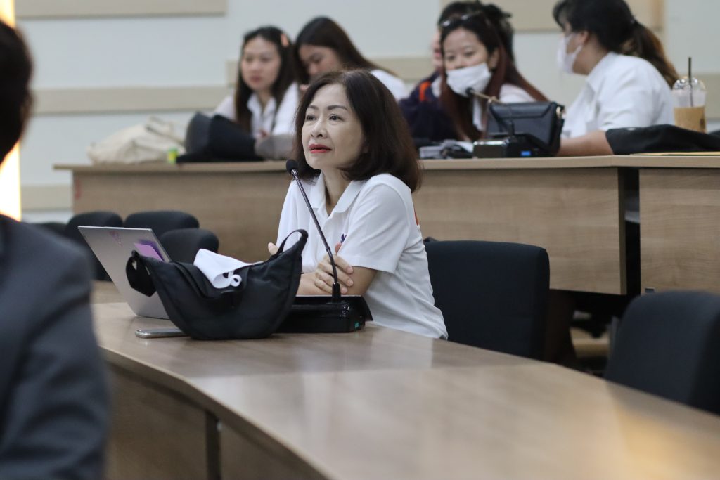 Meeting นักศึกษาDual ITB เเละ Dual MKT (หลักสูตร 2 ปริญญา) 32