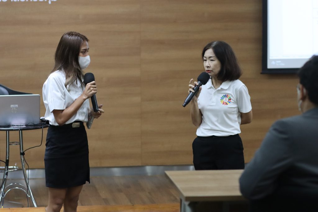 Meeting นักศึกษาDual ITB เเละ Dual MKT (หลักสูตร 2 ปริญญา) 56
