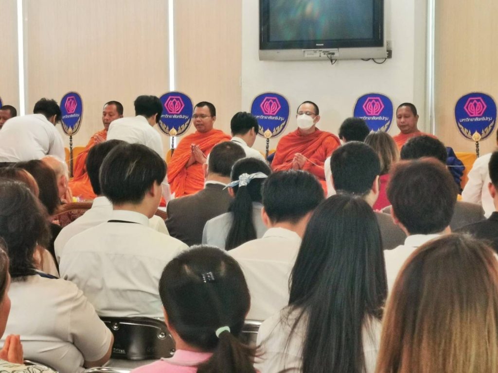 พิธีเจริญพระพุทธมนต์ เนื่องใน "วันวิสาขบูชา" ประจำปี ๒๕๖๗ 5