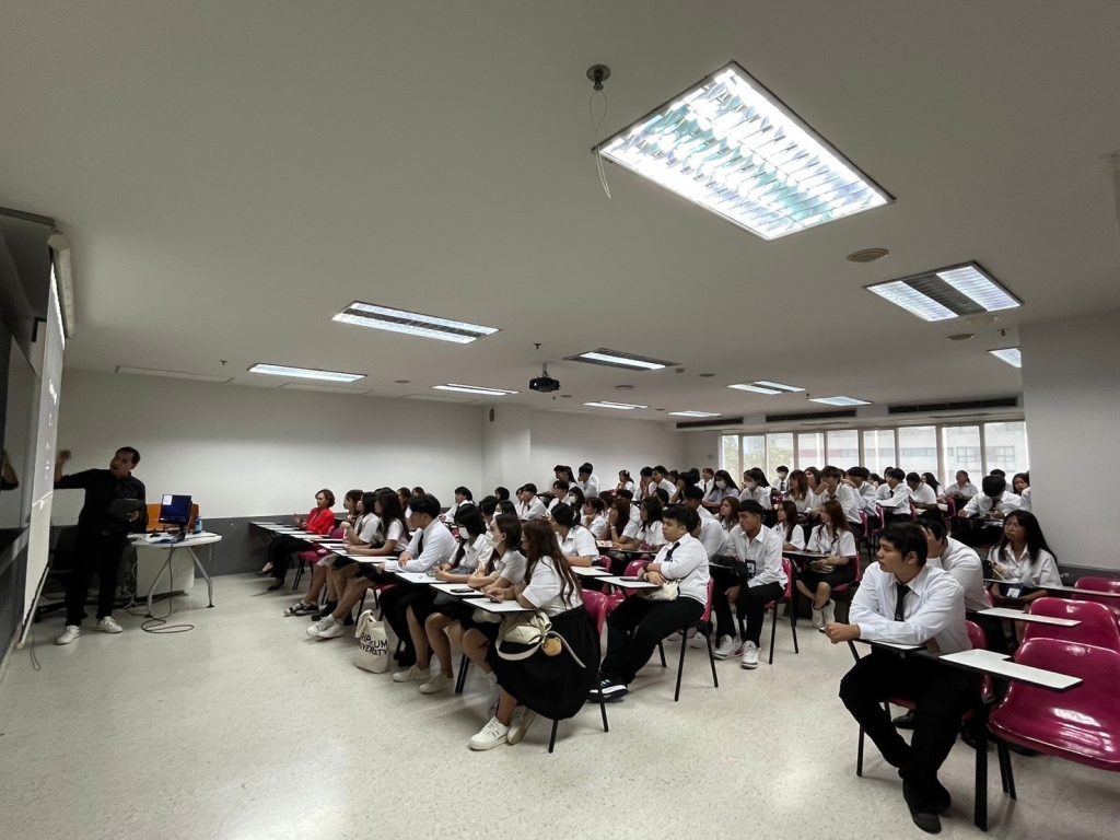 บรรยากาศปฐมนิเทศนักศึกษา 2567 39