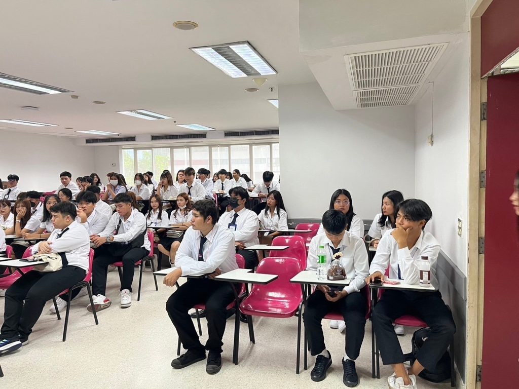 บรรยากาศปฐมนิเทศนักศึกษา 2567 30