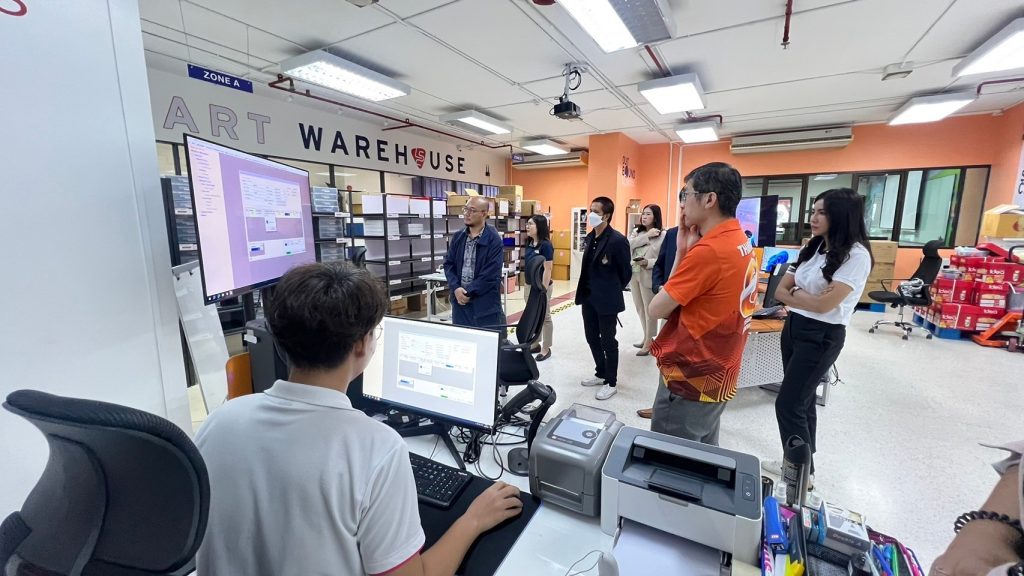 Logistics SPU ต้อนรับคณะศึกษาดูงานจากมหาวิทยาลัยเทคโนโลยีราชมงคลธัญบุรี 1