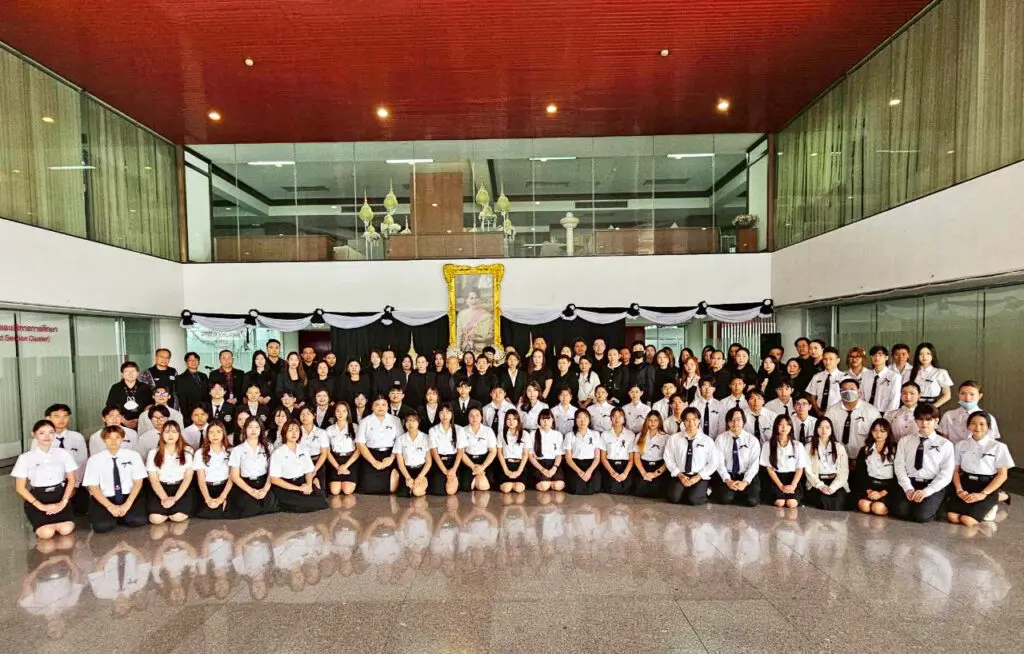 LINE ALBUM ถวายความอาลัย 251028 61 1