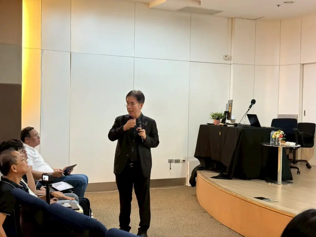 577909472 1271135731722367 2130600216485104515 n