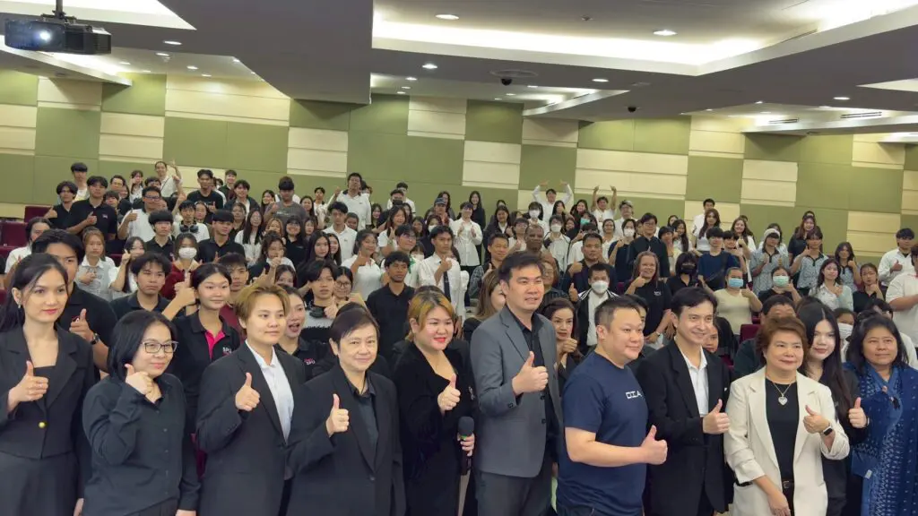 LINE ALBUM 68 251111 7