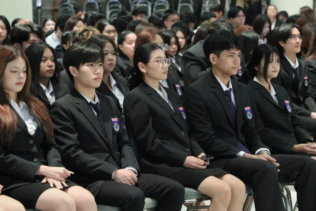 581943912 1157221943206405 8791701544293848686 n