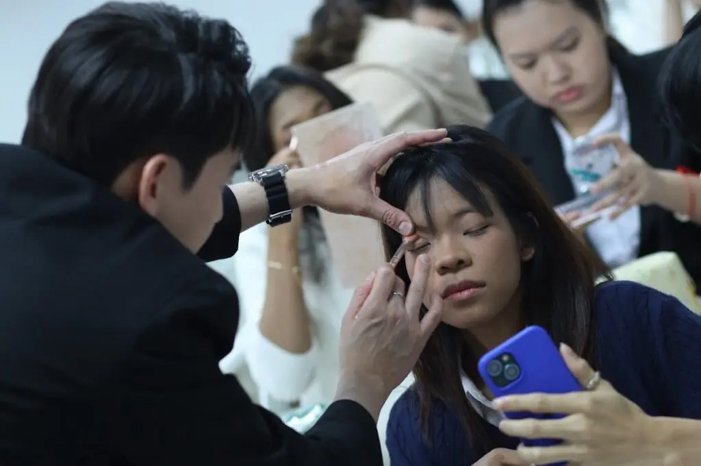 592165598 1289324759879335 3550872667796899789 n