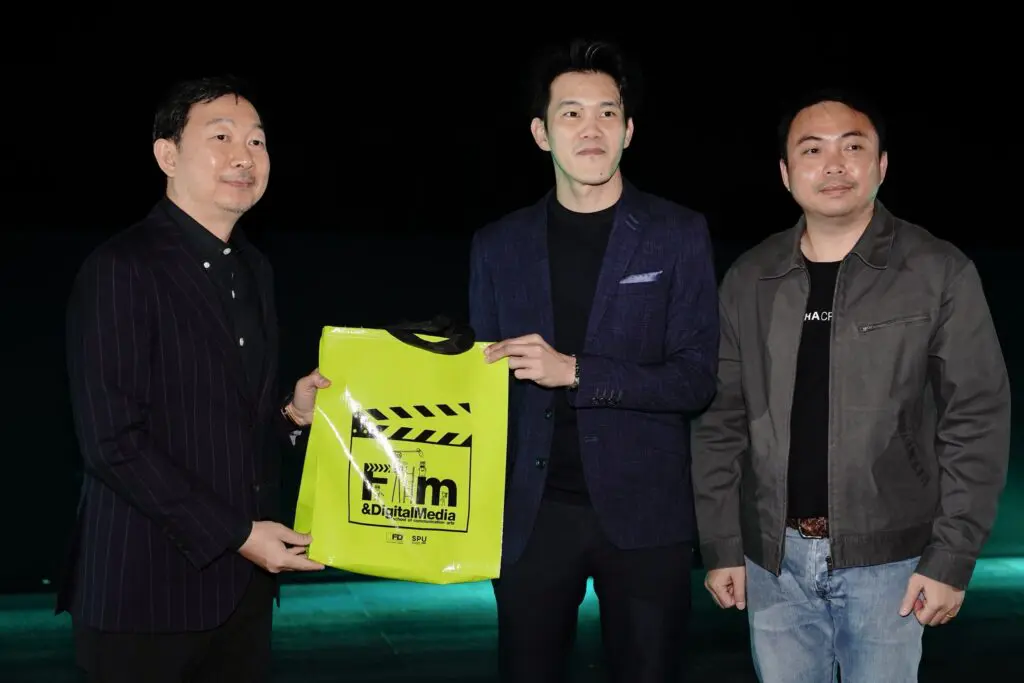 LINE ALBUM ฉายหนัง 8 251216 23