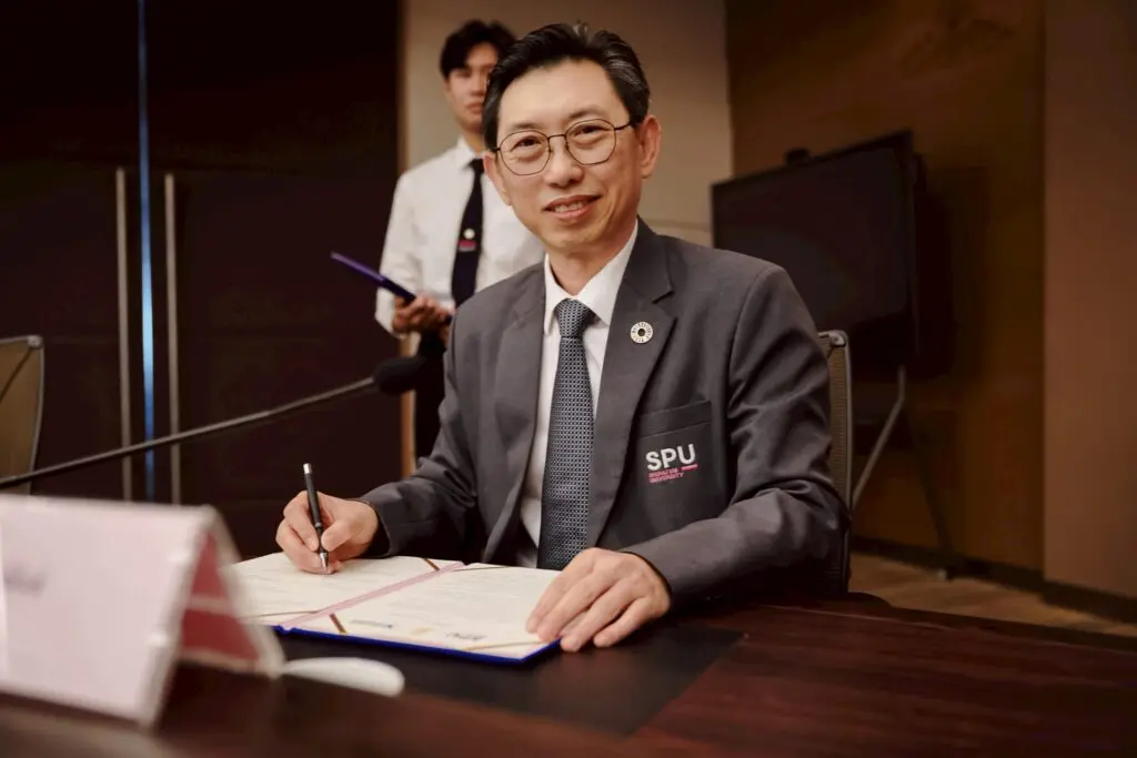 LINE ALBUM MOU 260130 18