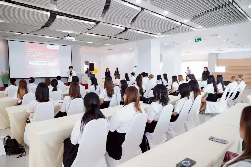 643704621 1371793791418574 1778457773669070400 n