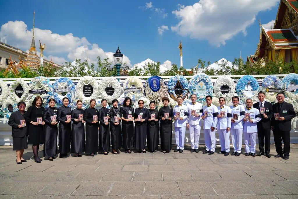 LINE ALBUM เจ้าภาพพระพิธีธรรมสวดพระอภิธรรมพระบร1
