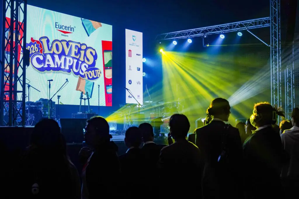 LOVE iS Campus Tour SPU 05230