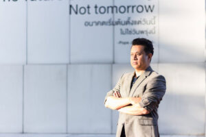 “ทิศทางอุตสาหกรรมดิจิทัลมีเดียในอนาคต” สู่ทางเลือกการเรียนรู้ กับ ผศ.ดร.กมล จิราพงษ์ คณบดีคณะดิจิทัลมีเดีย ม.ศรีปทุม