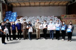 ปันน้ำใจสู่ชุมชน! ม.ศรีปทุม ชลบุรี รวมใจ สู้ภัย covid-19 #3