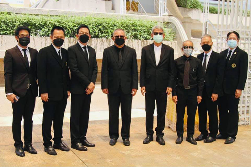 ดร.โสภิต ภาโนมัย รองอธิการบดี ม.ศรีปทุม ร่วมอาลัยคุณแม่วิจิตร โพธิ์วิจิตร