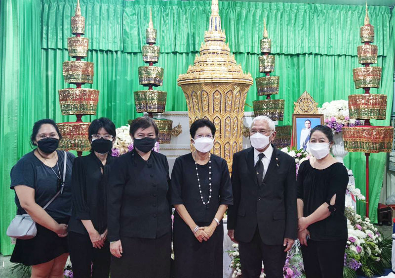 ม.ศรีปทุม เป็นเจ้าภาพสวดพระอภิธรรมศพ นายประจวบ แสงอินทร์ อดีตผู้ช่วยอธิการบดี ประจำสำนักงานอธิการบดี