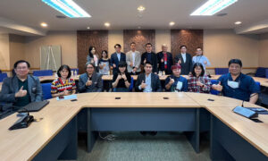 2022120195651f6mzCxv