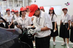 นักศึกษาวิศวกรรมอุตสาหการ SPU เรียนรู้ "ของจริง" บุกโรงงานมิตซูบิชิ ศึกษาดูงานระบบผลิตและโลจิสติกส์ชั้นนำ