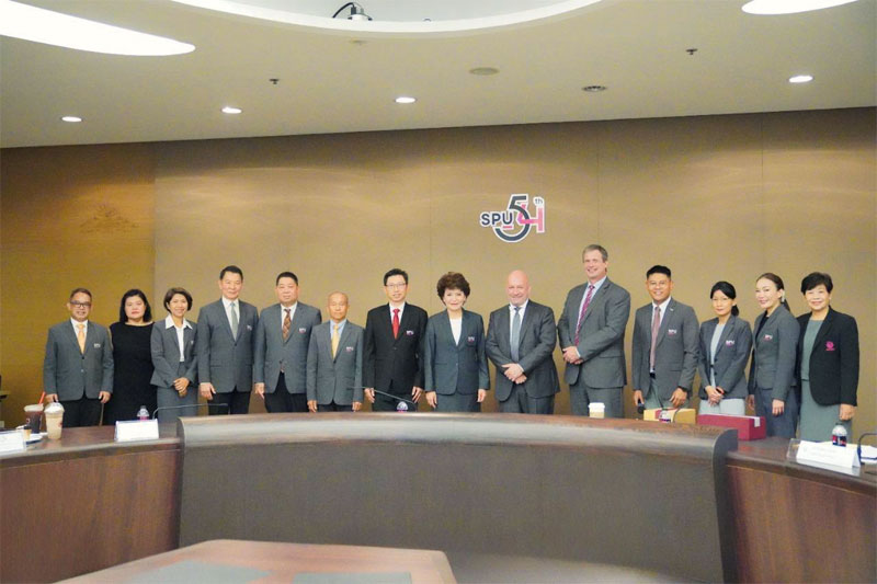 ม.ศรีปทุม ต้อนรับกงสุลใหญ่สหรัฐฯ เยี่ยมชมคณะนิติศาสตร์