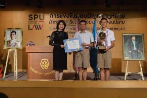 20170816151017IxKqLpK