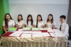 20171008105229C6AhaBc