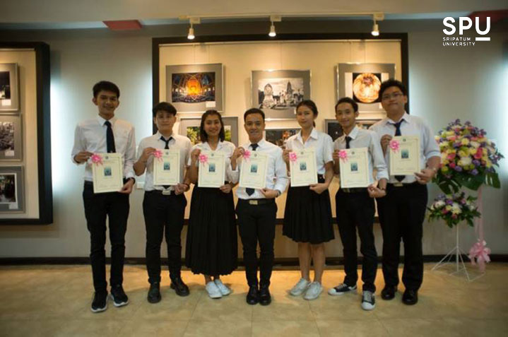 เด็กฟิล์ม ม.ศรีปทุม ยกก๊วน โชว์ฝีมือ! กวาด 7 รางวัลชมเชย ถ่ายภาพ “บ้านเมืองของเรา” ครั้งที่ 12