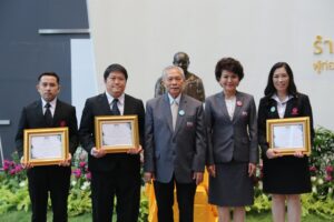 ม.ศรีปทุม มอบ ๓ รางวัลเกียรติยศ ดร.สุข พุคยาภรณ์ ประจำปี ๒๕๖๑