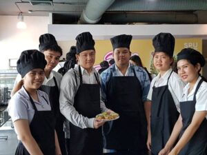 เมื่อเด็กดิจิทัลมีเดีย เรียนทำเบอเกอร์รี่ ข้ามศาสตร์อย่างสร้างสรรค์